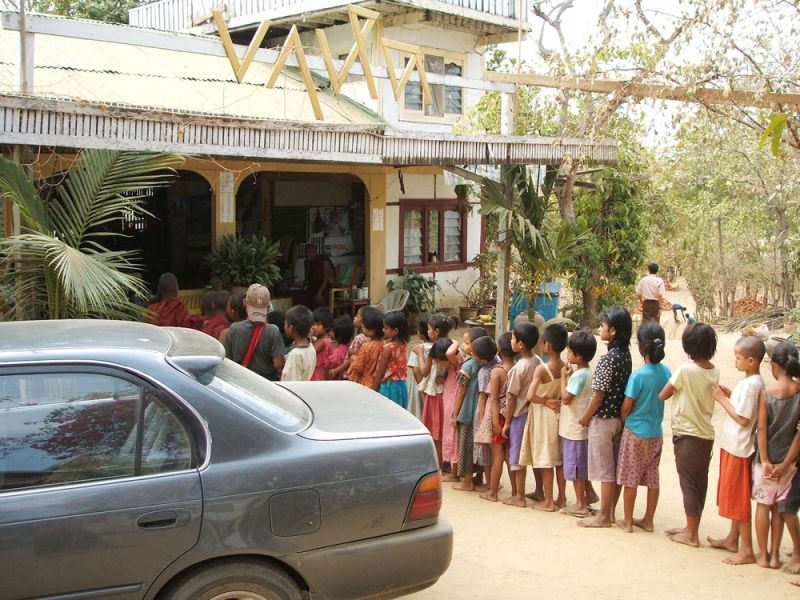 gal/Myanmar School by Khin/Photo-3a.jpg